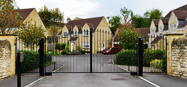 Security Iron Gate Installation Contractors in Agua Dulce, CA